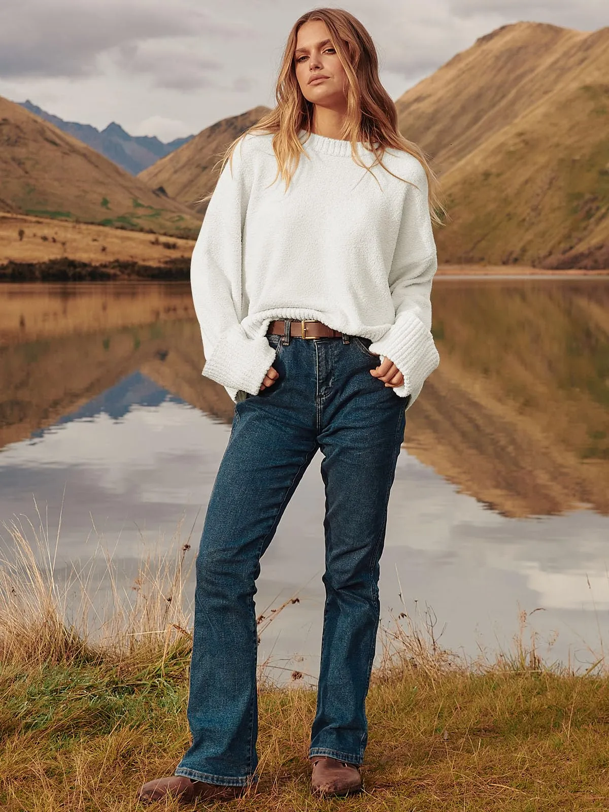 ANRABESS Women's Oversized Crewneck Long Sleeve Fuzzy Knit Casual Chunky