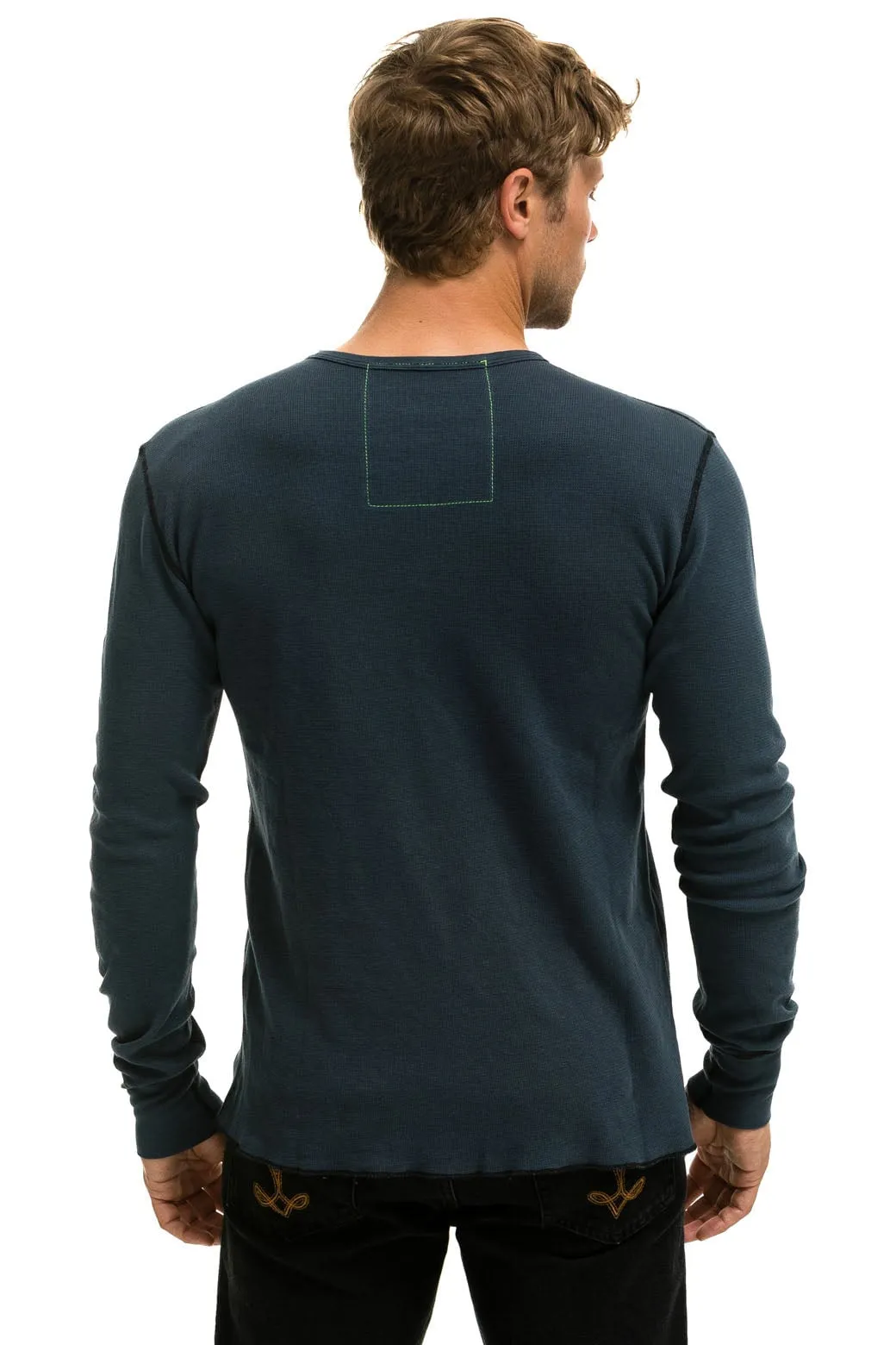 AVIATOR NATION VAIL THERMAL - CHARCOAL