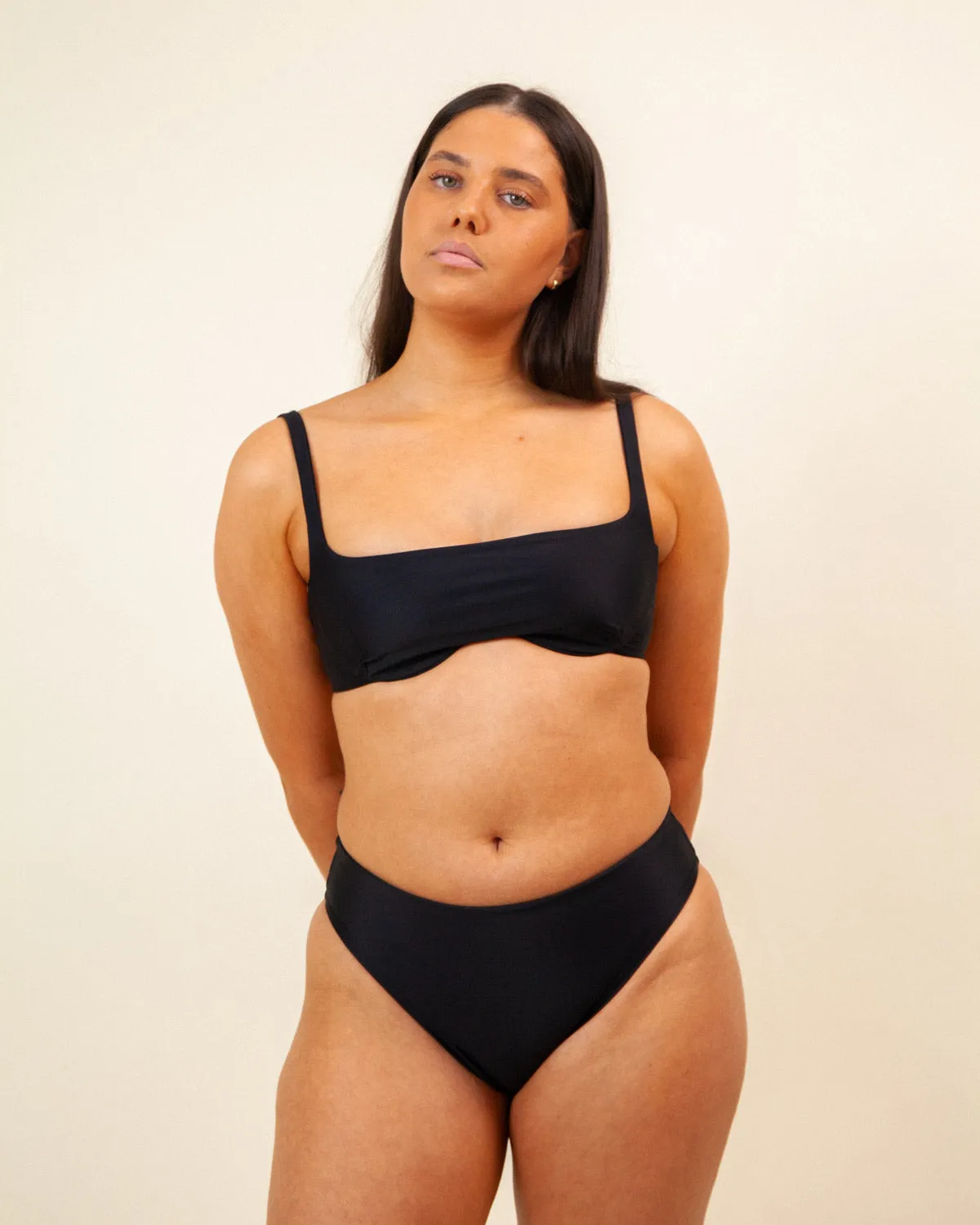 BLACK HIGH 002