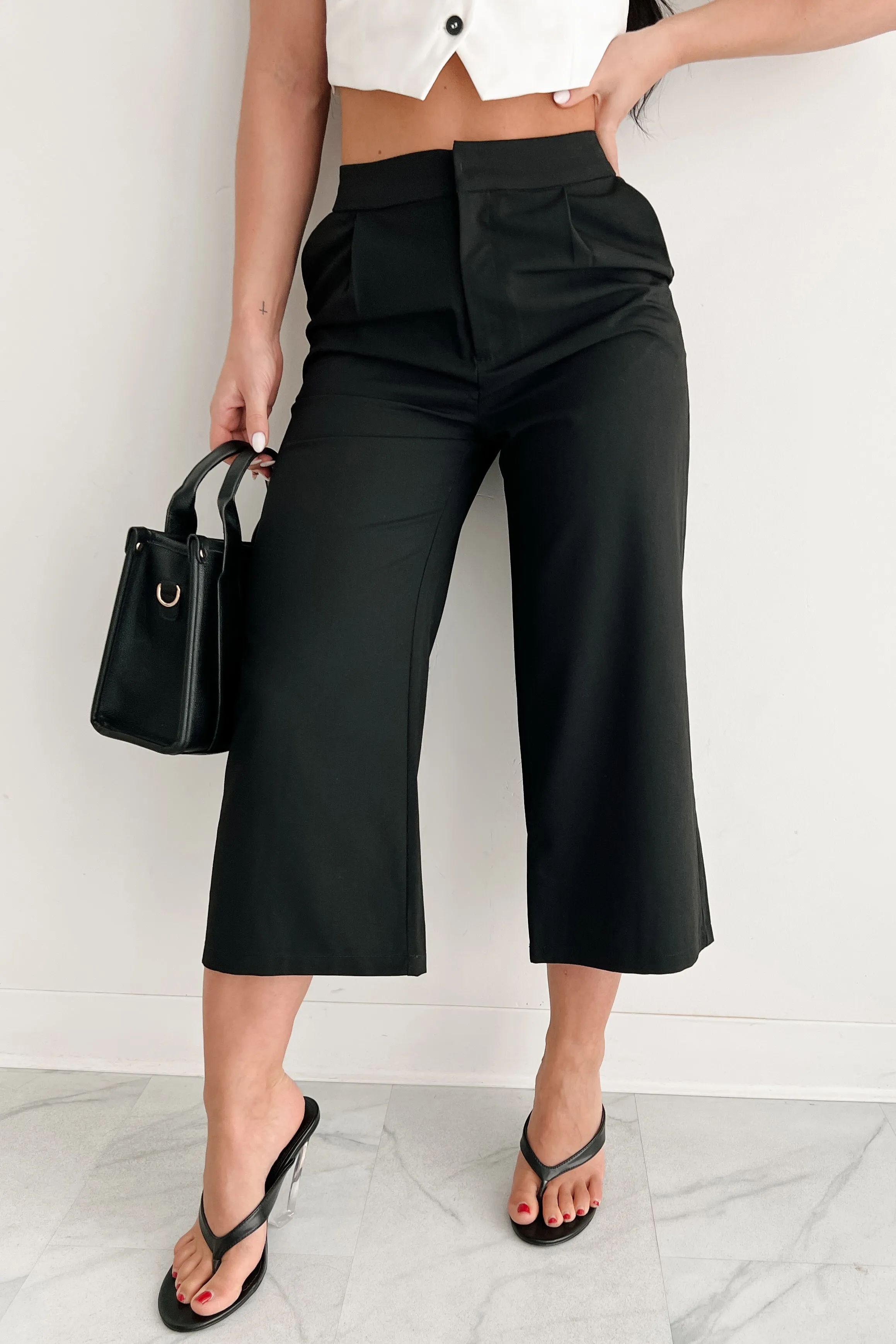 Comfortably Chic Wide Leg Culotte Pants (Black)