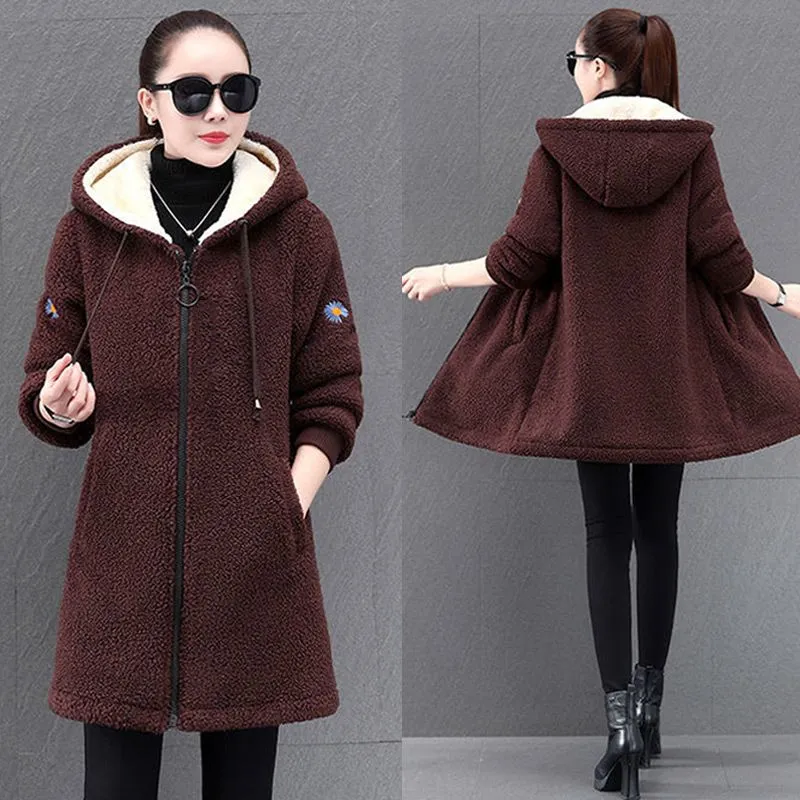 Emma | Loose-fitting, chunky hoodie for women