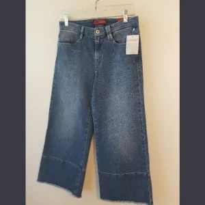 Guess NWT Wide Leg Frayed Hem Denim Culottes Sz 27