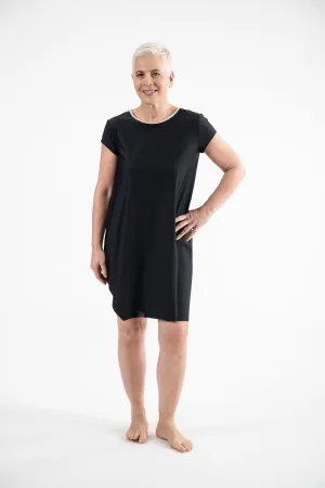 Knot Top black with white trim