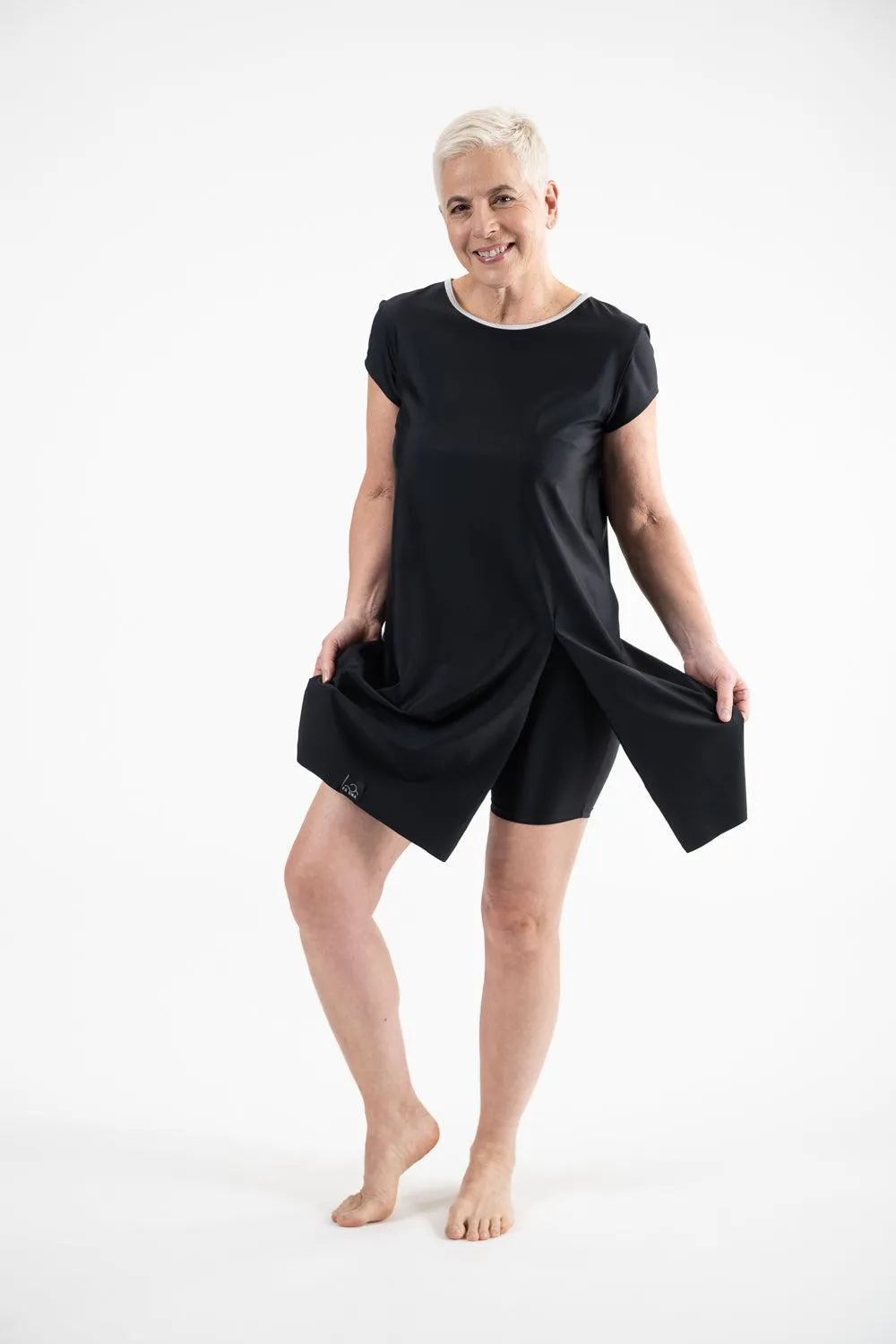 Knot Top black with white trim