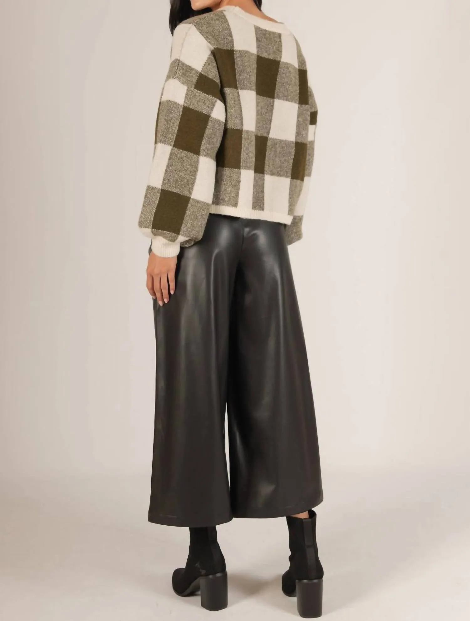 Leather Culotte Pants In Black