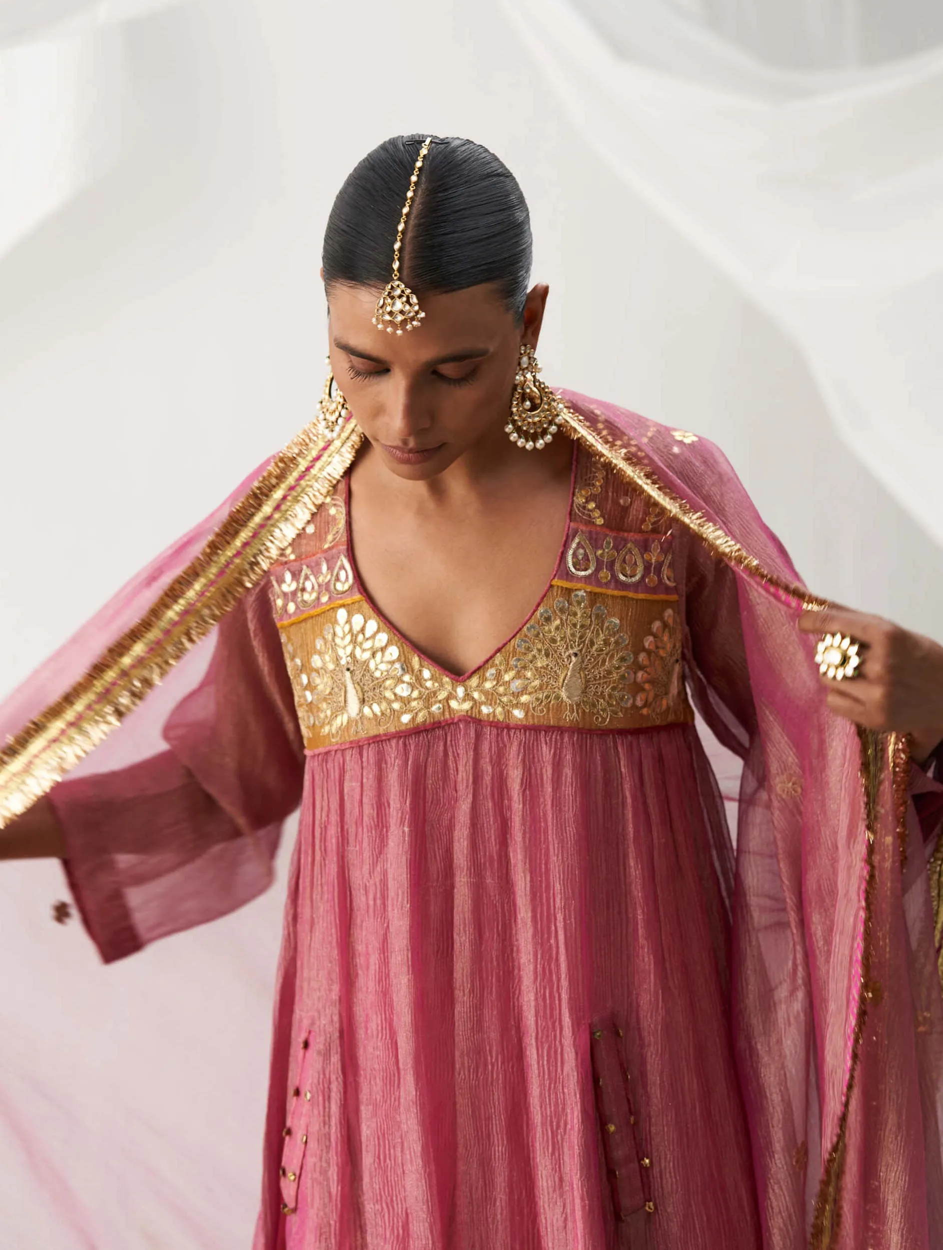 Madhumalti pink gathered kurta set
