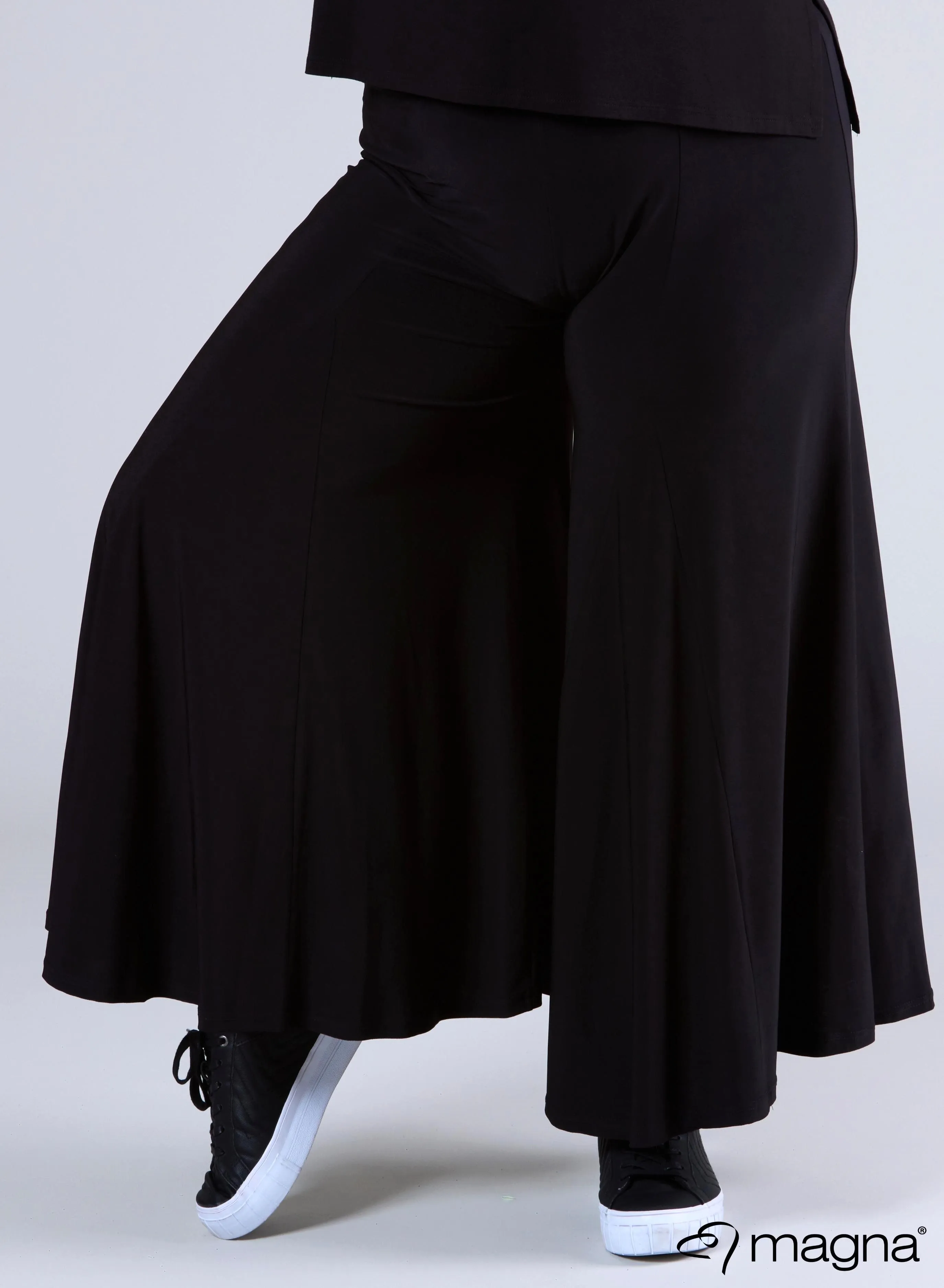 Magna Wide Trouser / Culottes Black