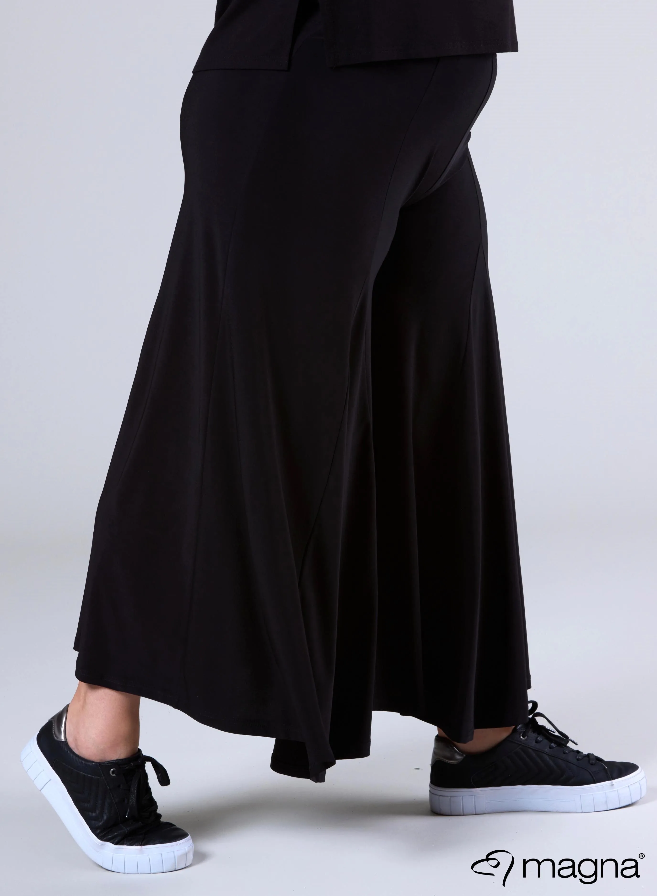 Magna Wide Trouser / Culottes Black