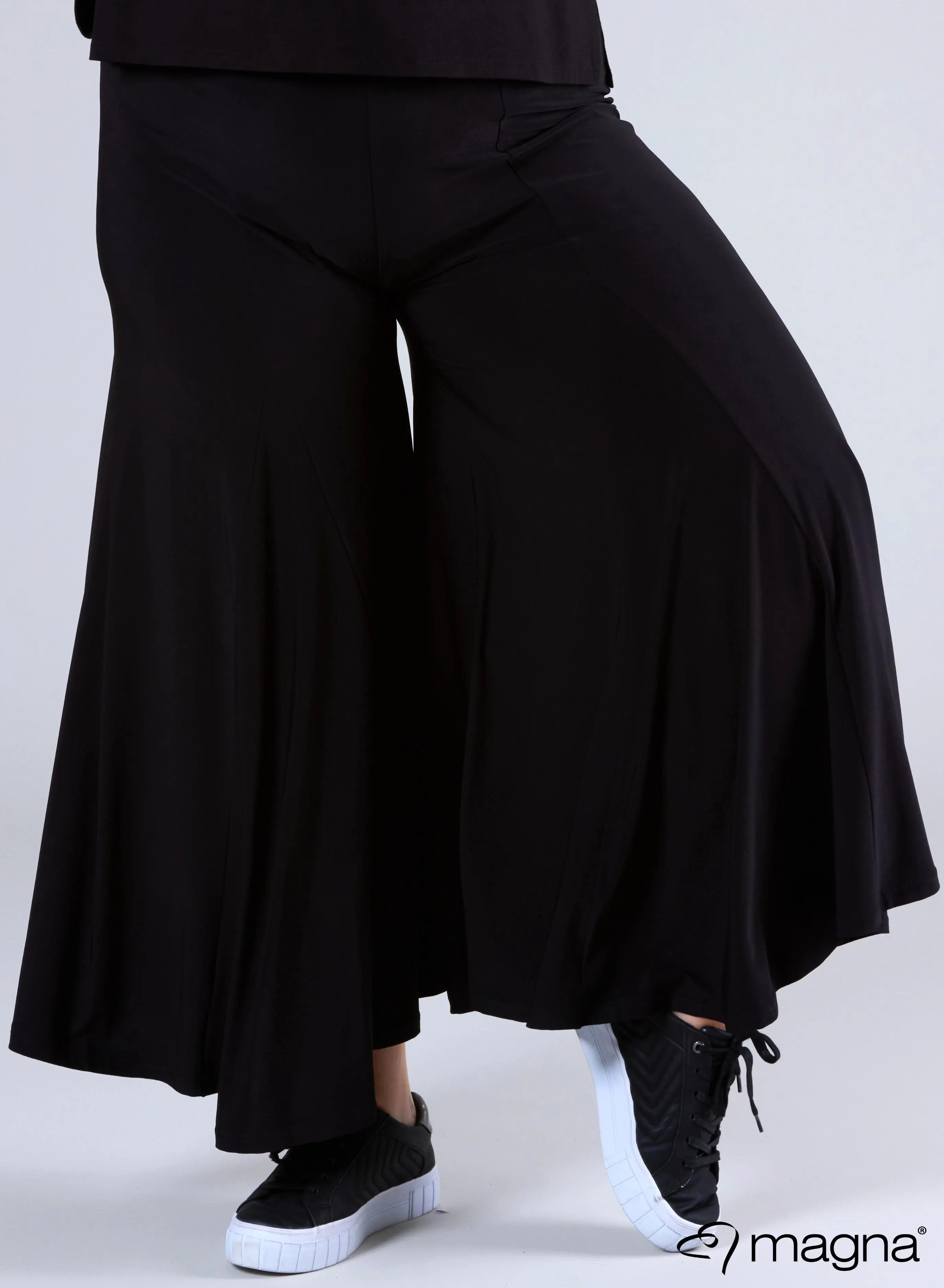 Magna Wide Trouser / Culottes Black