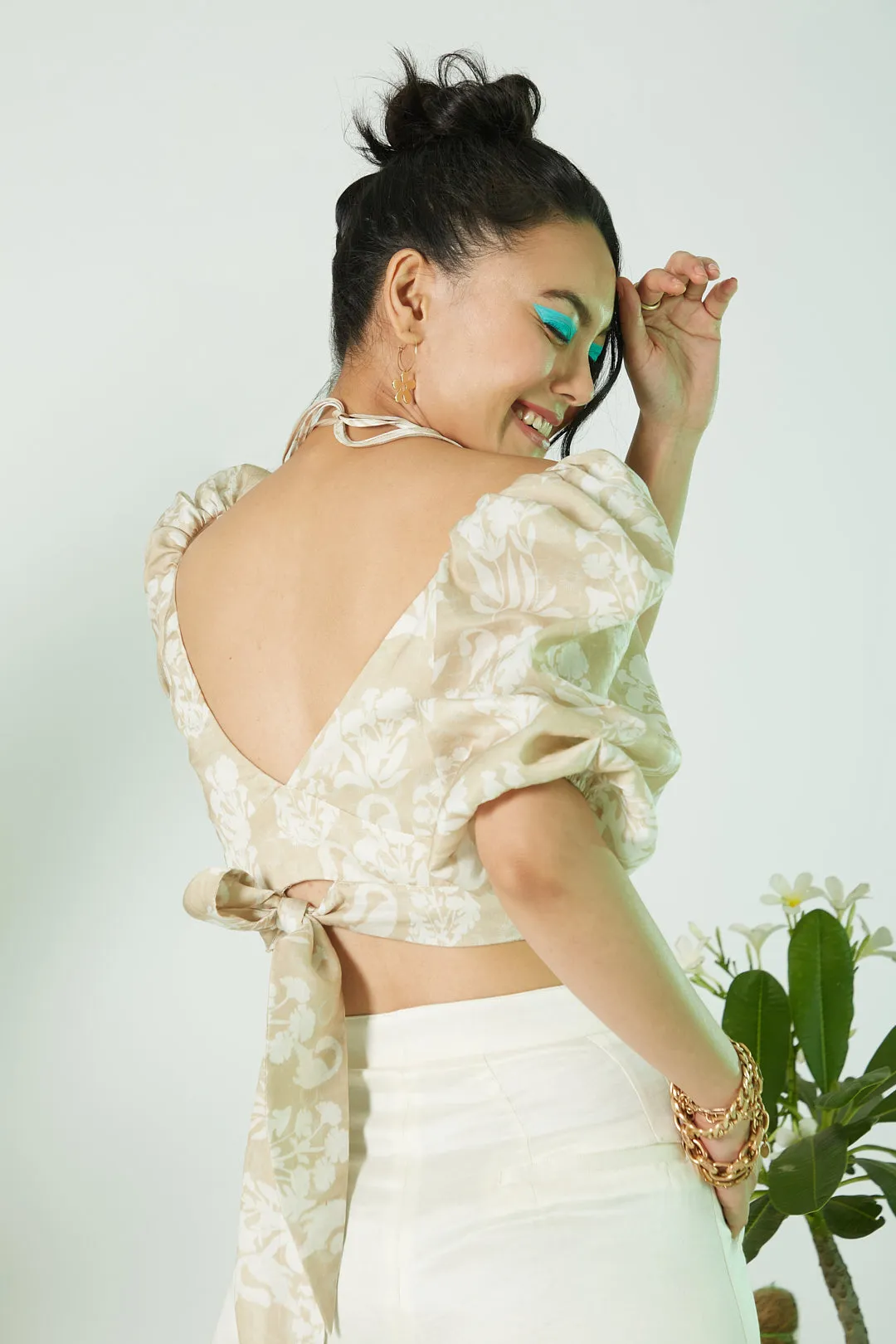 THE ALLURE TOP