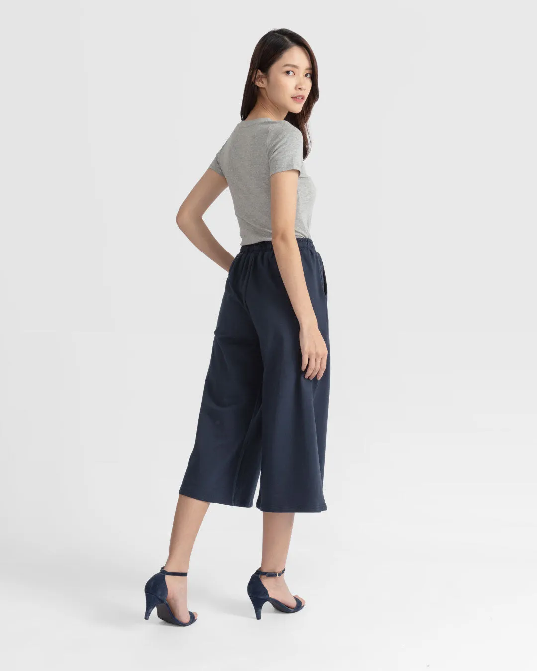 Women Cropped Wide Leg Sweatpants