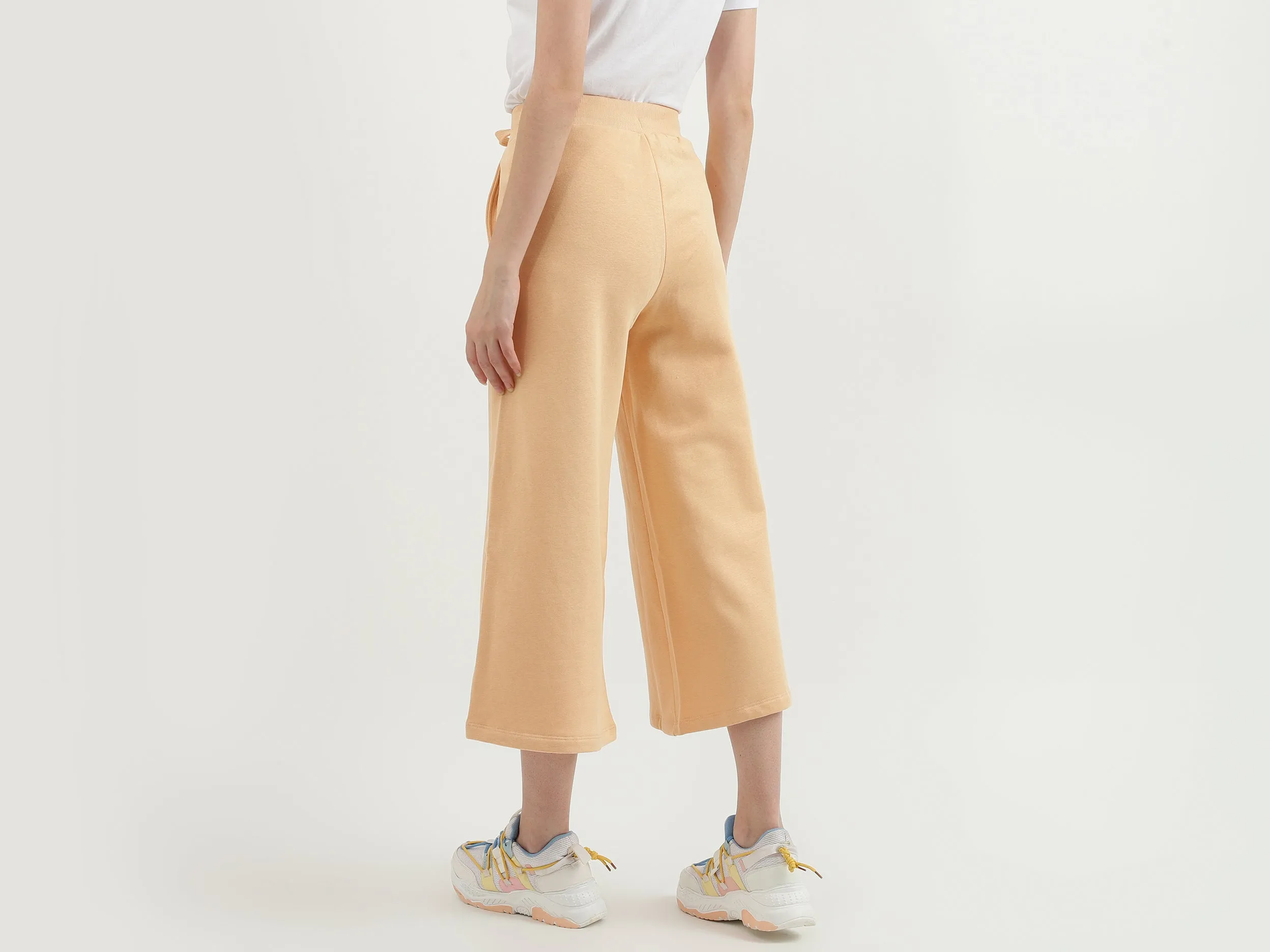Women Solid Wide Leg Culottes