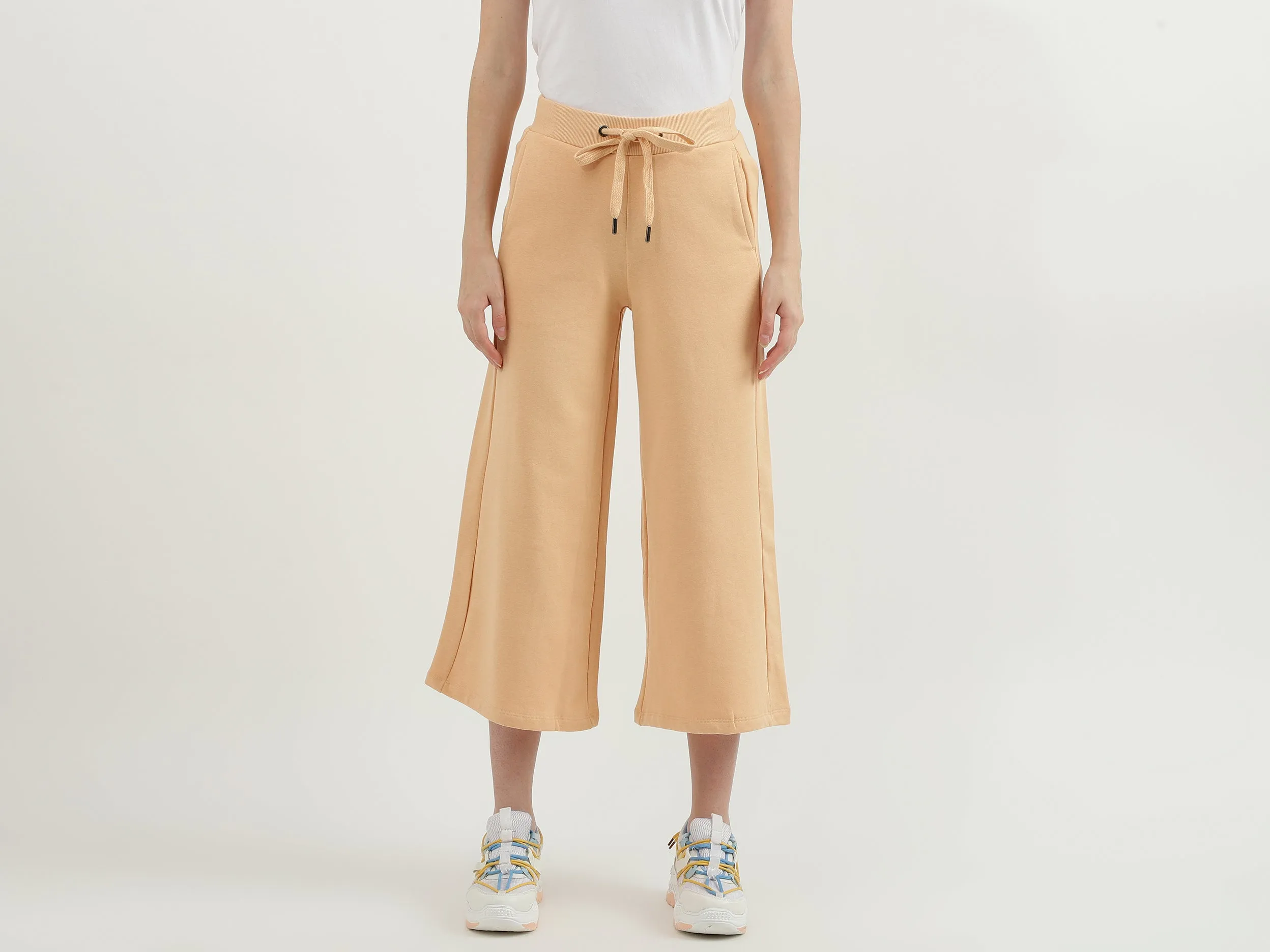 Women Solid Wide Leg Culottes