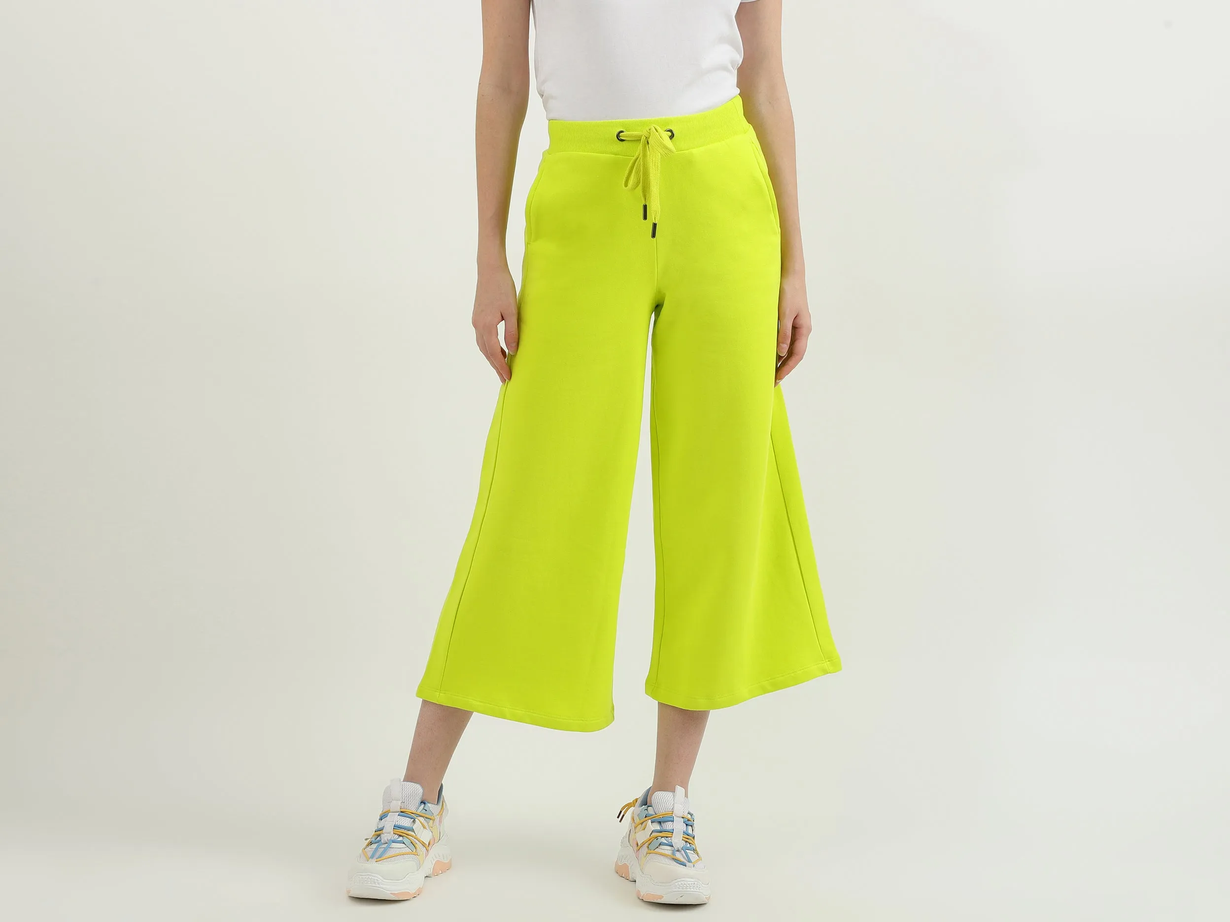 Women Solid Wide Leg Culottes